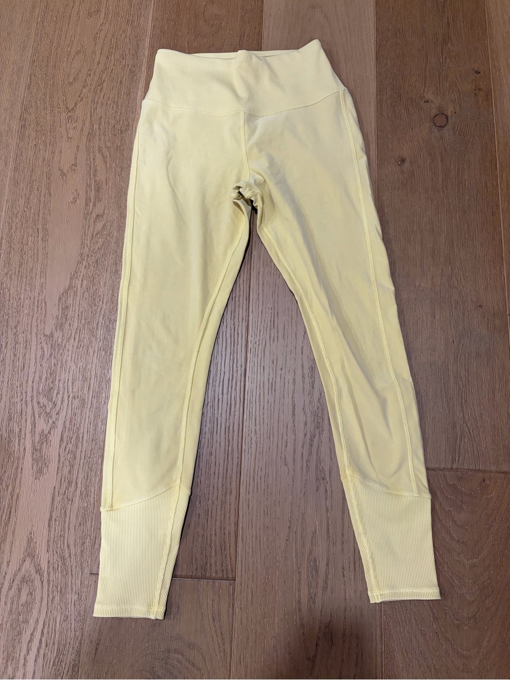 ALO Yoga Pale Yellow High-Waist Leggings